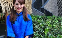 NONO公园揉胸屁害她吃安眠药